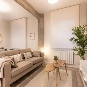 https://recin-reformado-junto-a-metro-san-mams.sansebastianhotels.net